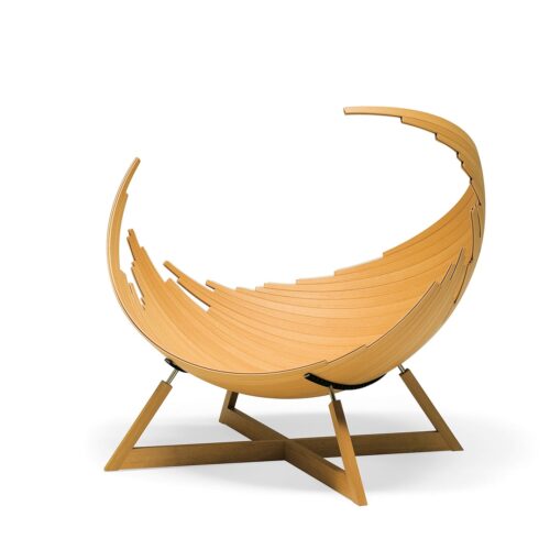 A big lounge chair changing its shape flexibly by moving its outer wooden strips