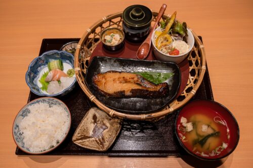 Washoku fish meal set