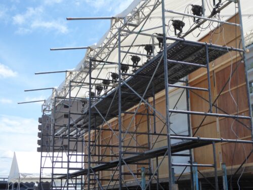 A scaffold behind the stage