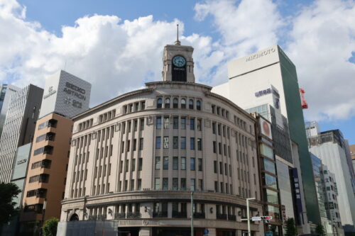 The building in the center of Ginza, known as the one on the highest priced land in Japan