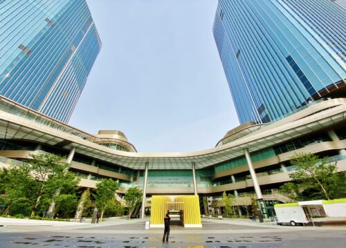 Modern glass and steel architecture of Takanawa Gateway City Tokyo 2026